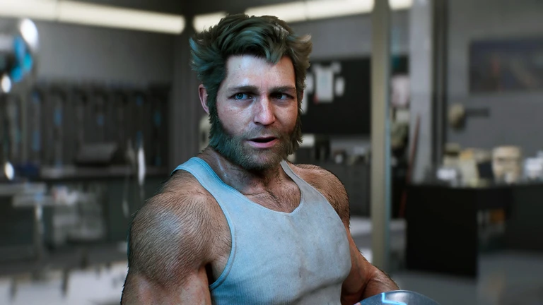 Logan i Marvel's Wolverine, en kraftig man med uppstudsigt hår och polisonger i ett linne, som tittar snett åt sidan inne i ett suddigt kontorsrum.