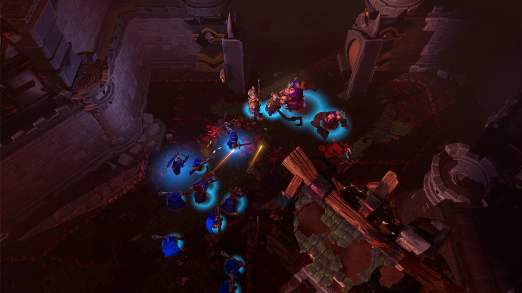 Warcraft III: Reforged. Uppifrån syns en grupp blåmarkerade soldater som strider mot större monster i en mörk, förfallen borgmiljö med trätimmer i förgrunden.