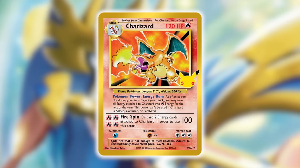 Pokémon-kortet Charizard från basuppsättningen, med 120 HP och attacken Fire Spin, med en 30-årsstämpel i hörnet av illustrationen.