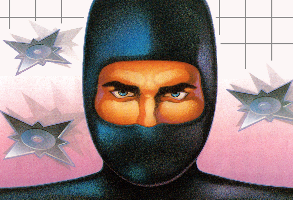 Närbild på en maskerad ninja i svart huva med blå ögon och skarp blick, omgiven av flygande kaststjärnor mot en rosa bakgrund. Retroomslag till ett Sega Master System-spel.